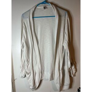 It’s Women’s White Cardigan 3xl